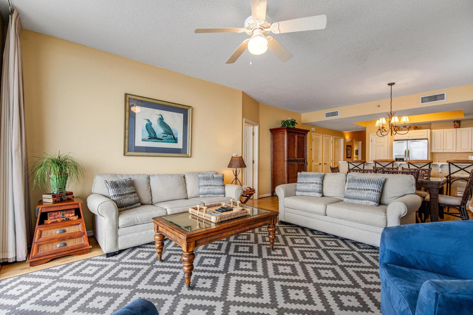 Summerwind West Navarre Room photo