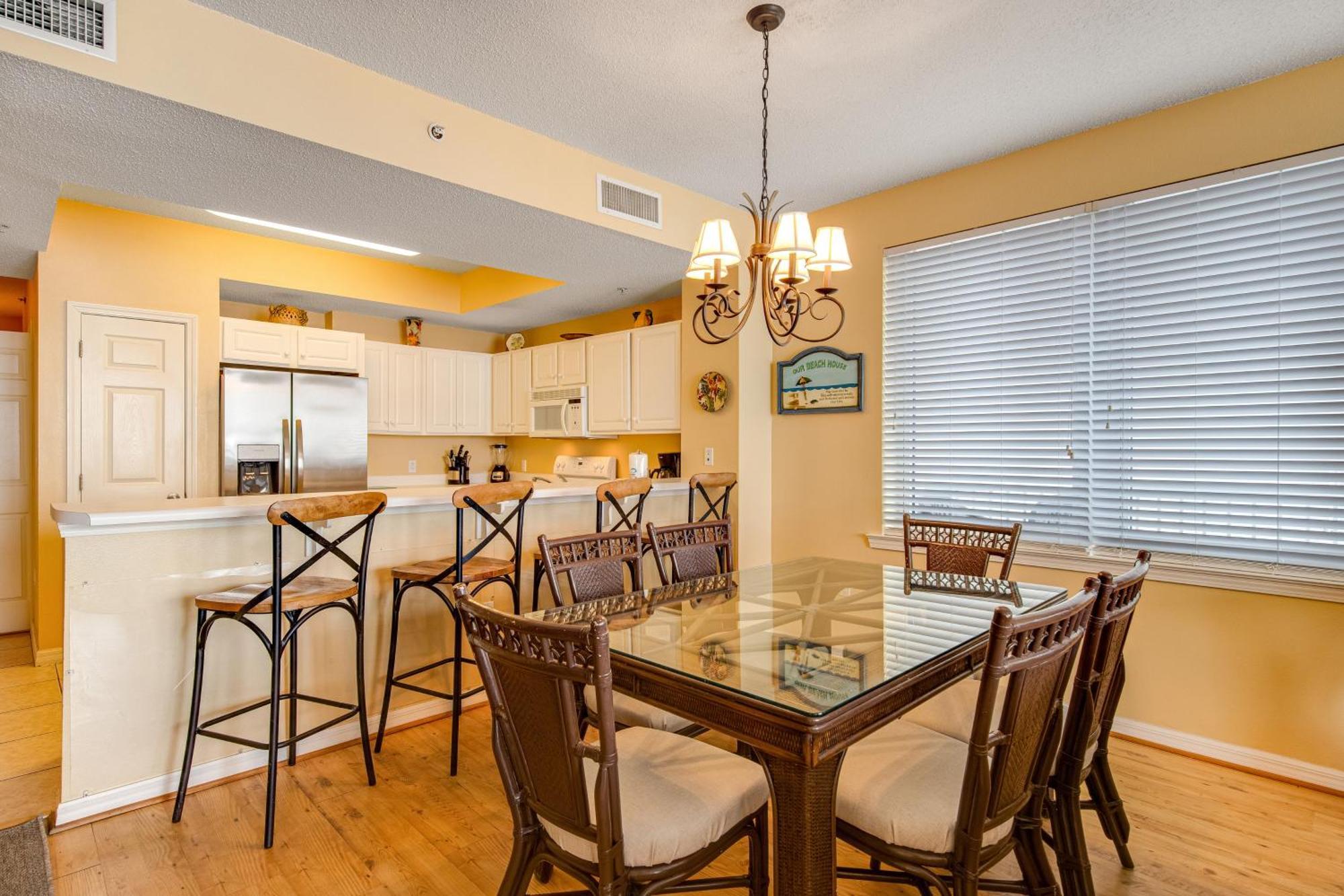 Summerwind West Navarre Room photo