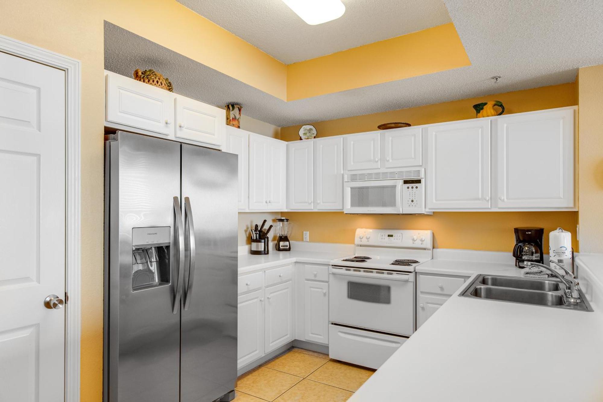 Summerwind West Navarre Room photo