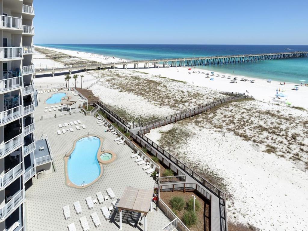 Summerwind West Navarre Room photo